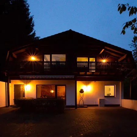 아파트 Ferienhaus & 바트사흐사